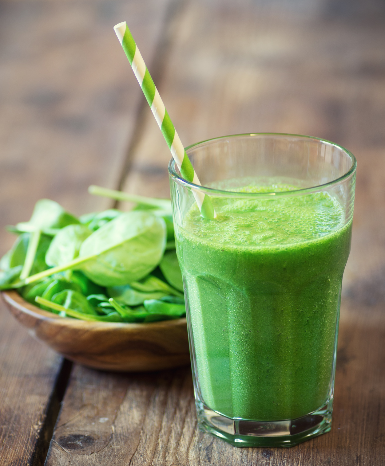 PEAR &amp; SPINACH SMOOTHIE