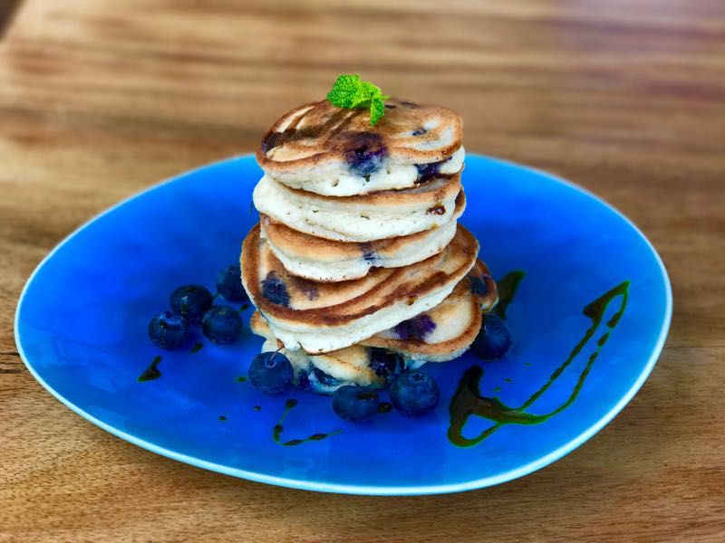 fluffy_blueberry_pancakes FLUFFY BLUEBERRY PANCAKES