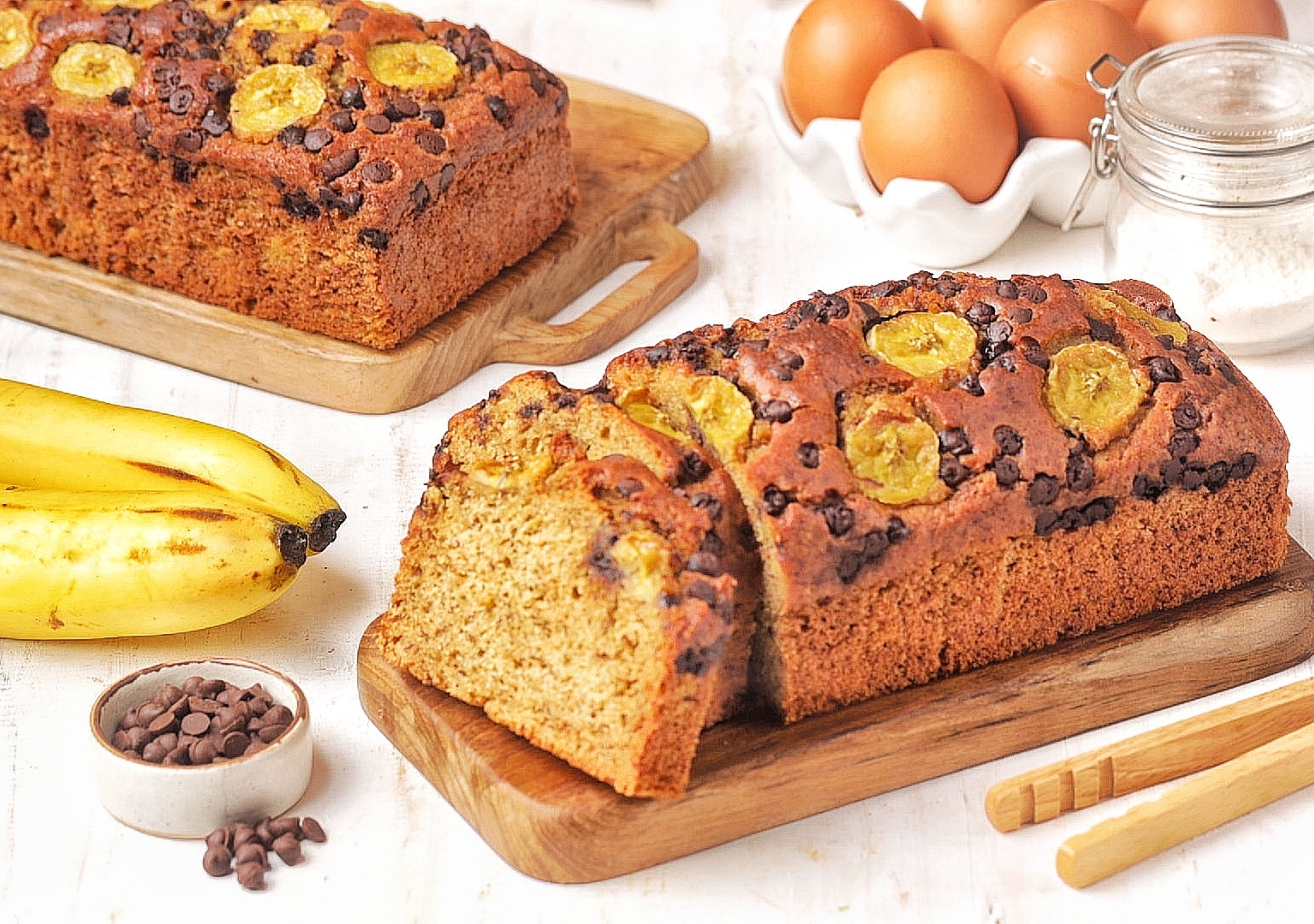 Oatmeal Banana Bread with Chocolate Chunks 